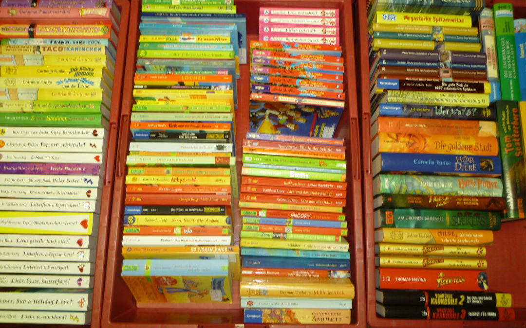 Bücherspenden für den Büchermarkt der Montessori-Schule Idstein